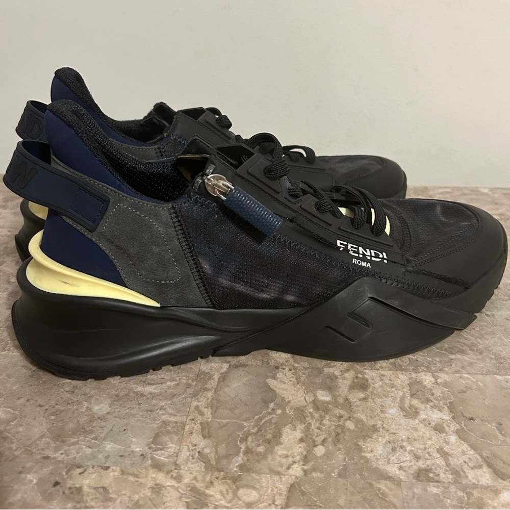 Fendi Flow Slip-on Moonlight - Picture 2 of 9